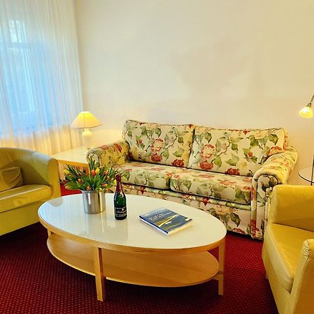Haus Kastell - Suite Strandglück Heringsdorf  Exterior foto